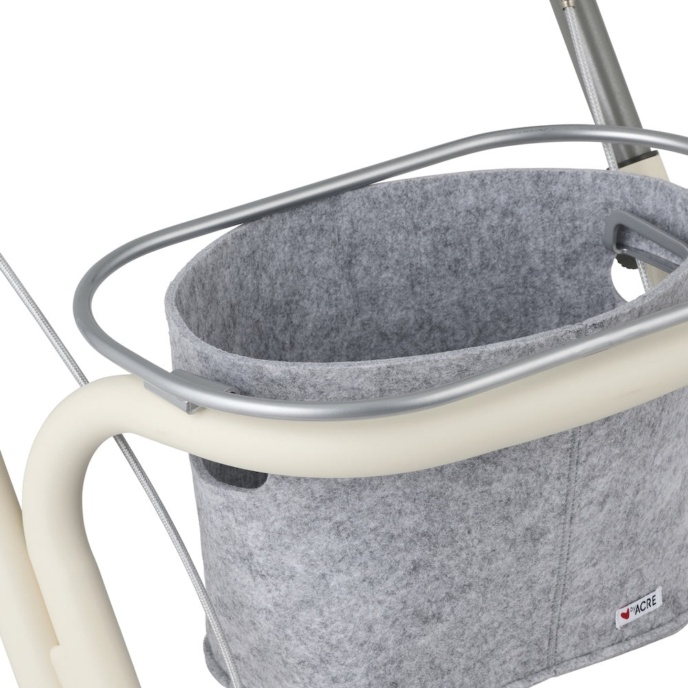 byAcre Le Scandinavian Butler avec plateau et panier blanc